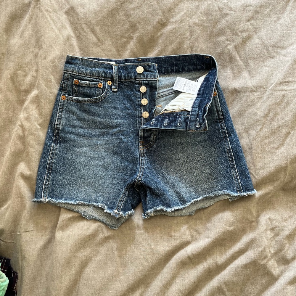 Gap cheeky sky high short